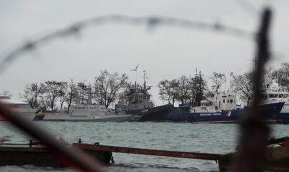 Русия ще прати всички 24 украински моряци в ареста