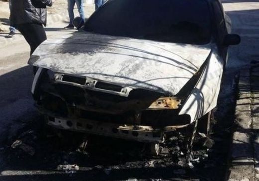 Подпалиха колата на санданчанката, спипана с 60 кила хероин
