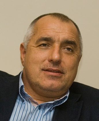 Борисов поиска три министерски глави заради катастрофата край Своге