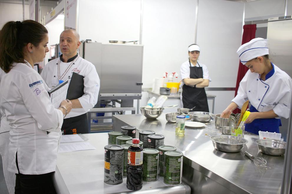 Шеф Манчев и шеф Токев търсиха кулинарни таланти в Пловдив