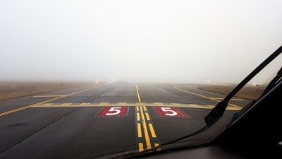 Над 30 полета от Москва са отменени или забавени заради мъгла
