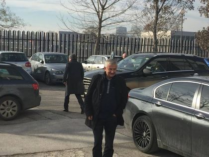 СНИМКИ: Крушарски пристигна на Лаута в компанията на италиански бизнесмен, собственик на клуб