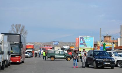 Гръцките фермери се оттеглят от границата
