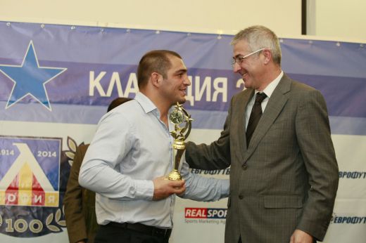 Михаил Ганев и гимнастичките грабнаха наградите в 