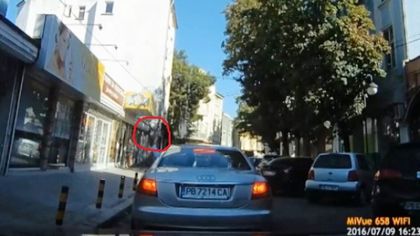 Бързо производство за хулиганство срещу тримата сватбари, стреляли в центъра на Пловдив