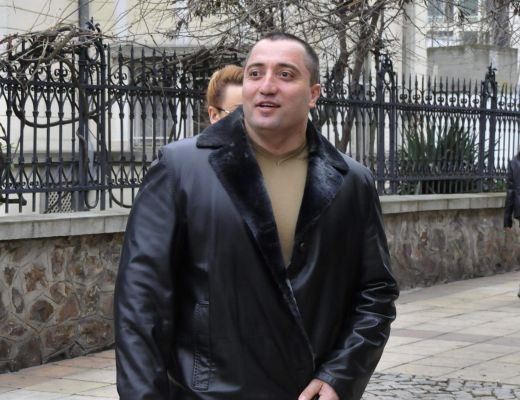 Ъндърграундът в паника: Шанаджии готвят атентат срещу Митьо Очите