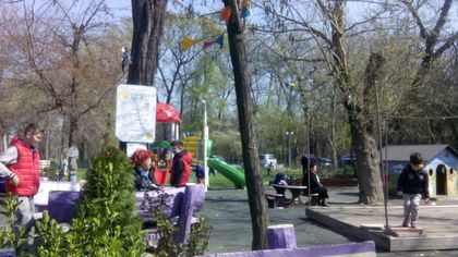 Булевард и лобисти бутат детски център