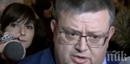 Цацаров поиска главата на военен следовател, заработвал като букмейкър