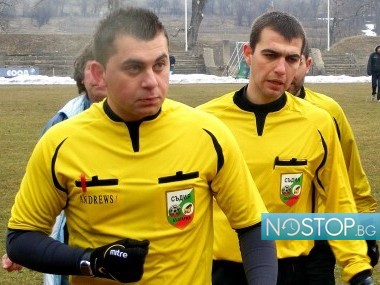 Новобранец от Плевен свири Ботев -Пирин