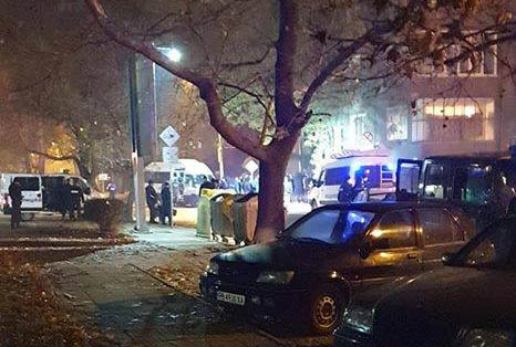 Поне 130 замесени в мелето в Смирненски снощи, 14 в ареста заради Дербито