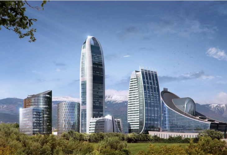 От птичи поглед: Вижте как върви строителството на най-високия небостъргач в България и третия лъч на метрото (ВИДЕО)