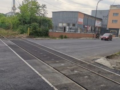 Бургас: Общината демонтира излезлите от употреба железопътни релси на неизползваемите линии, пресичащи ул. „Одрин“