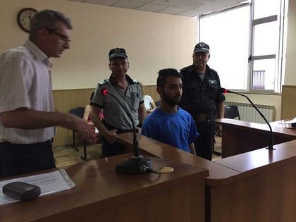 Цветан, който уби баща си в Пловдив, застава пред съда