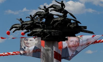 Светска или ислямска? Ердоган срещу идеите на Ататюрк