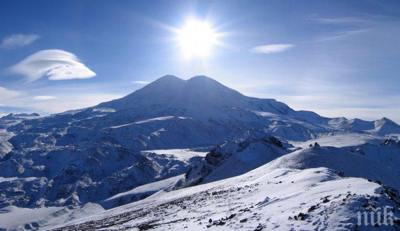 Изчезна алпинист, катерещ самотно Вечната планина