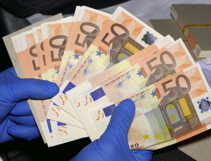 Разбиха наша банда, отпечатала над 3 млн. фалшиви евро в Пловдив!