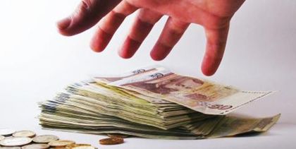 Баба плати на крадла 2 бона за менте климатик