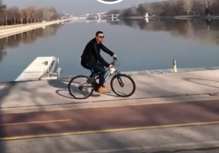 Бербатов кара колело на Гребната в Пловдив