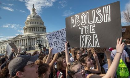 Компании в САЩ спират специалните оферти към NRA