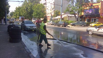 В "Столипиново"- шампоан за улиците и дезинфектант за сметищата