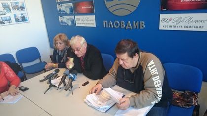 Преподаватели в ТУ подкрепиха студенти за
общежитията