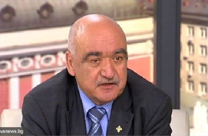 Професор: Не можем да се заразим със СПИН от портокали