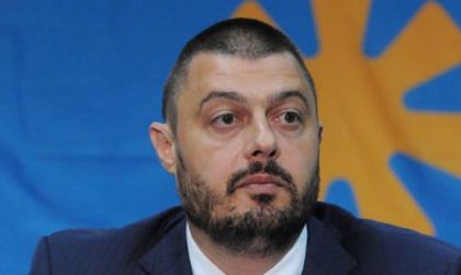 Бареков призова за връщане на казармата