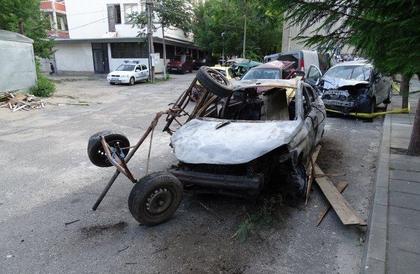 Лада помля каруца с роми на 