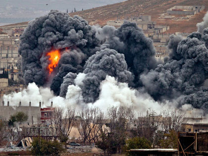 Повече от 40 цивилни загинаха при бомбардировка на САЩ в Сирия
