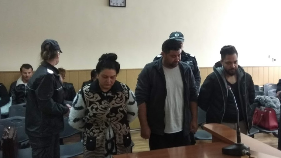 Тримата дилъри, хванати с дрога за 1 500 000 лева в Пловдив, остават в ареста