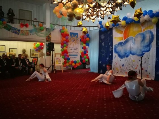 Сливен: С концерт-спектакъл на детски танцови и музикални състави в града беше открито 21-вото издание на Националния фестивал на детската книга