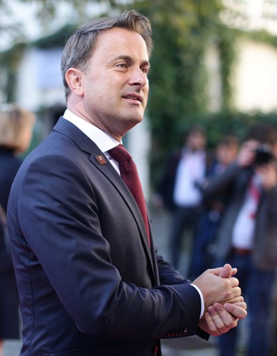 Премиерът на Люксембург: ЕС не може да урежда миграцията като продажба на килими