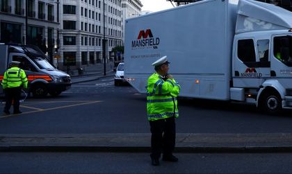 Нови арести в Източен Лондон след терористичната атака в събота