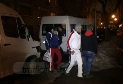 Прокудените от Широка лъка афганистански момчета пристигнаха в Пловдив (СНИМКА/ВИДЕО)