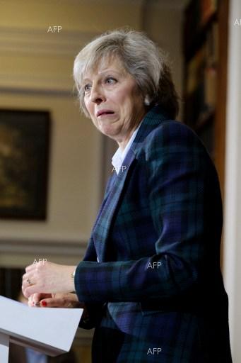 The Independent: Тереза Мей искаше да победи себе си, после се отказа и загуби… от себе си
