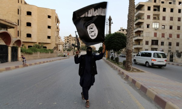 Войник на ИДИЛ съди Германия. Иска да се прибере у дома