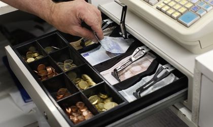 Средната класа в Румъния с €2 на час, само българите са по-зле!