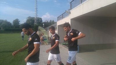 Локо води на Евроколеж с 0:1 на полувремето! Узунов отмени гол на смърфовете