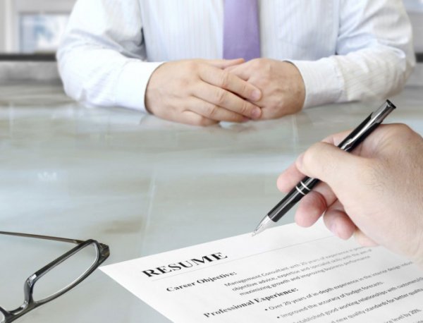 Ако искате мечтаната работа, ето 8 неща, които веднага трябва да махнете от CV-то си