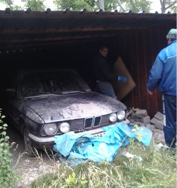 Премахват гаражи на длъжници в район &bdquo;Тракия&ldquo;