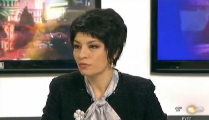 Десислава Атанасова: Парите на ДСБ в КТБ са много, а те притеснително мълчат
