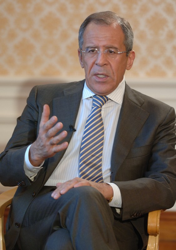 Сергей Лавров: Заплахите на САЩ срещу Мадуро нямат нищо общо с демокрацията
