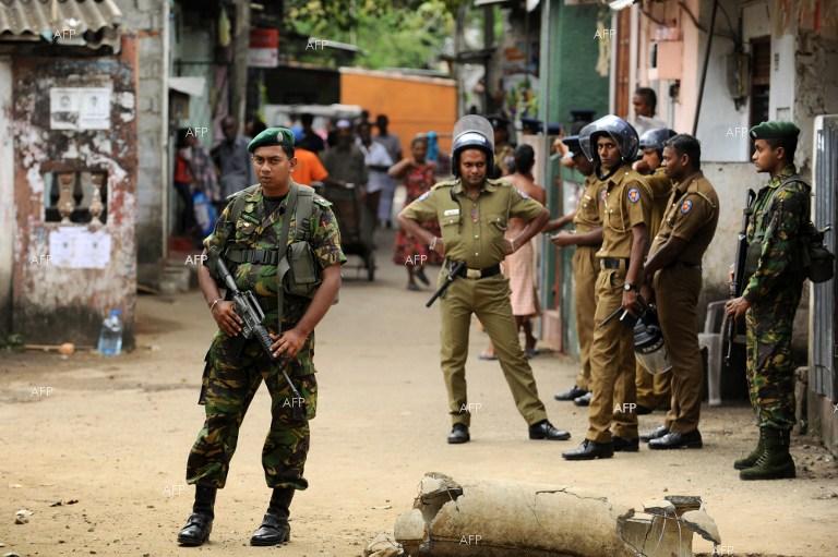 Ройтерс: Броят на загиналите при атентатите в Шри Ланка беше намален