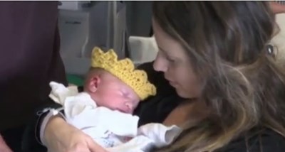 Болница даде корони на всички новородени в чест на кралското бебе