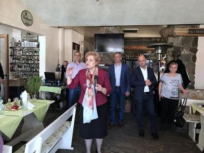 Кандидат-депутати от ГЕРБ честитиха Първа пролет на пенсионерите в „Тракия“
