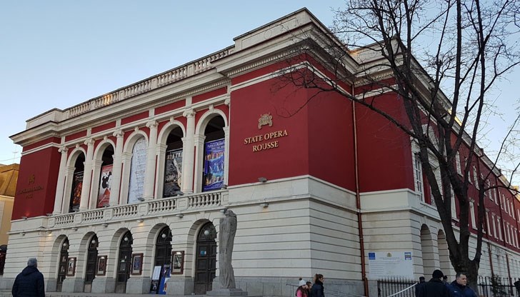 Каква е истината за масовото съкращение в Русенската опера