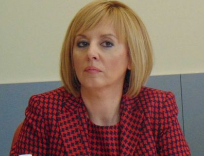 Манолова: ДДС-то за дарени храни да падне