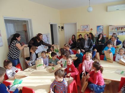 Учат децата от „Северен“ на разделно събиране на отпадъци
