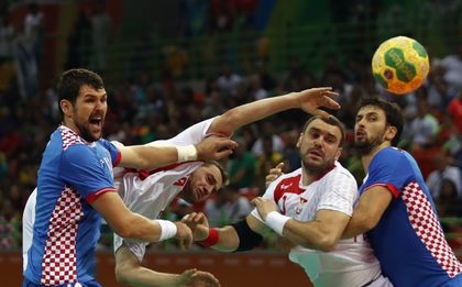 Полша елиминира Хърватия за полуфинал в хандбала