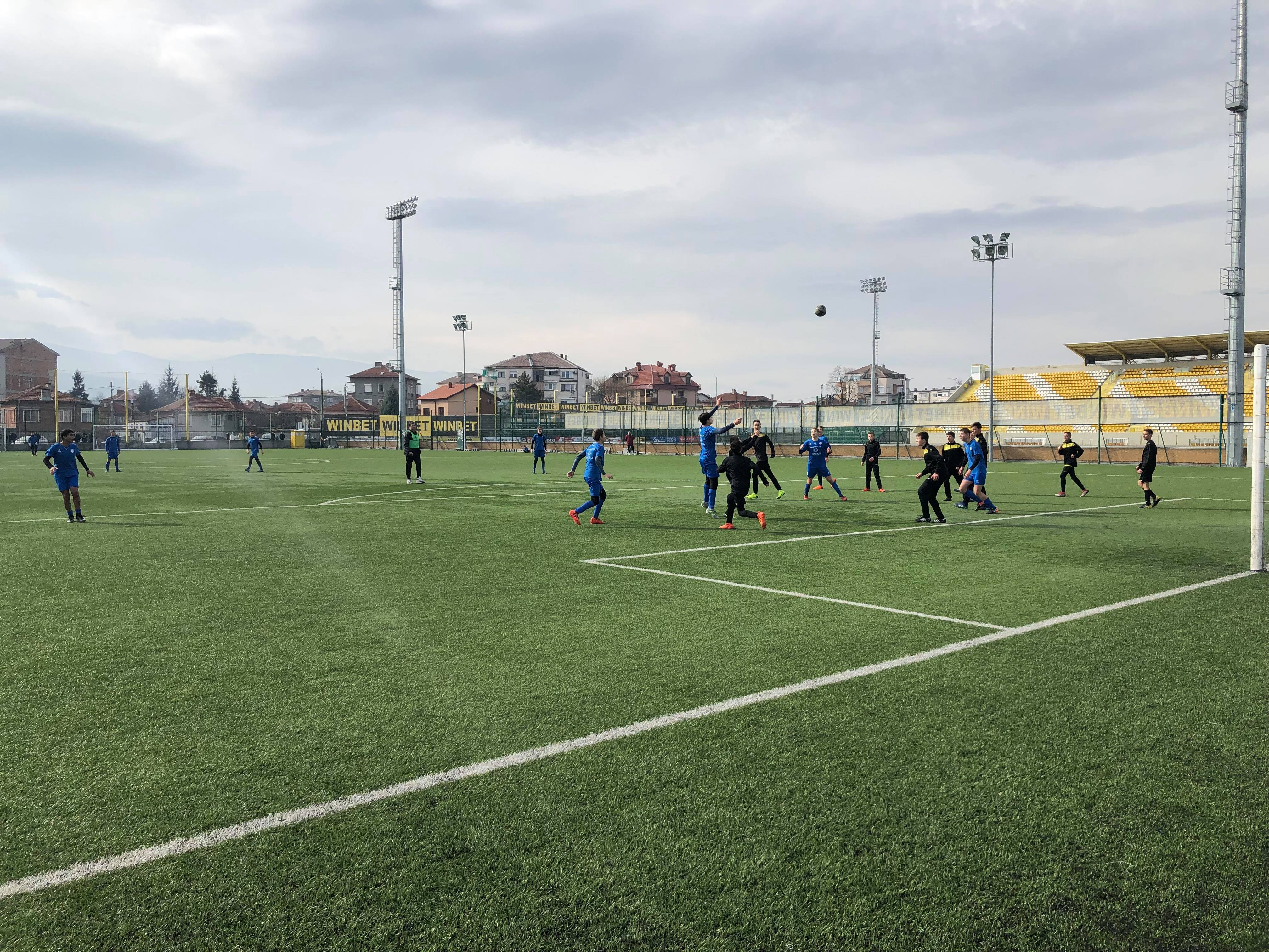 СНИМКИ: Ботев победи Спартак в 5-голово шоу при юношите